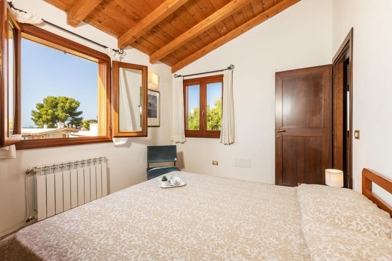Апартаменты Casa Orfea Санта-Мария-Наварезе Экстерьер фото